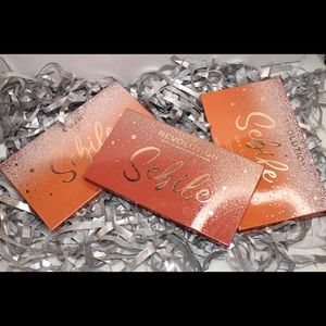 ASK FOR PRICE PALLETS 11$ and 15$